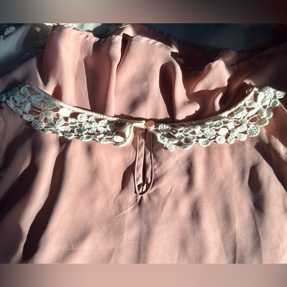 Ballerina Lace Collar Flowy Dusty Pink Top - Picture 6 of 8